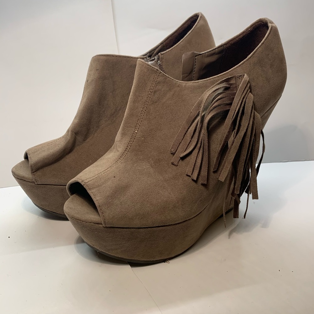 Women’s Wedge